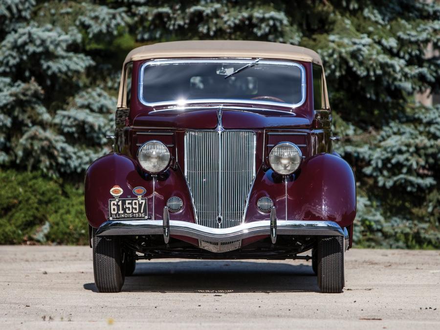  Ford V8 Club Cabriolet 1936 года  (фото 7 из 15)